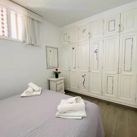 Ocean Park Apartment *